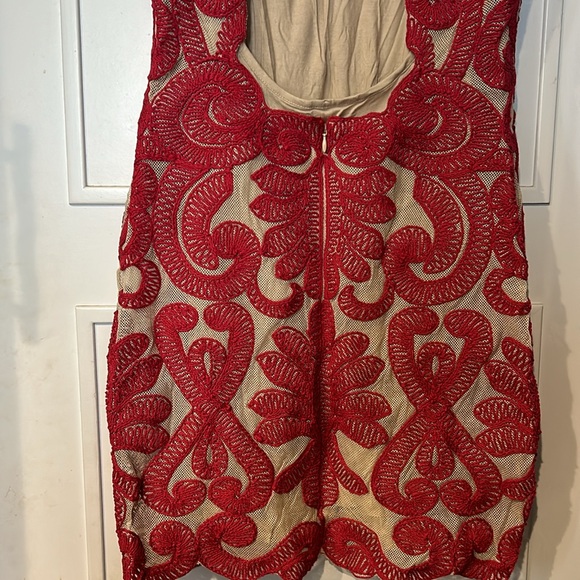 NBD Red Embroidery over Nude Dress-NWT-sz Large - Picture 10 of 15